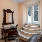 Antaeus Old Town Apartman *